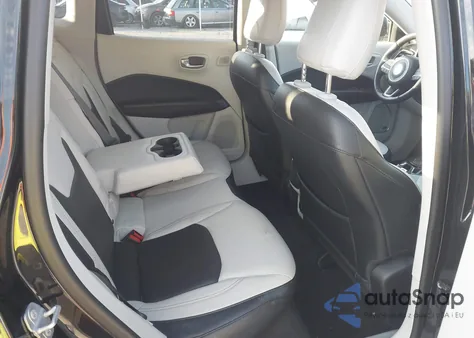 2018 Jeep Compass Limited 4X4 из США, поврежденный, VIN 3C4NJDCB1JT199359